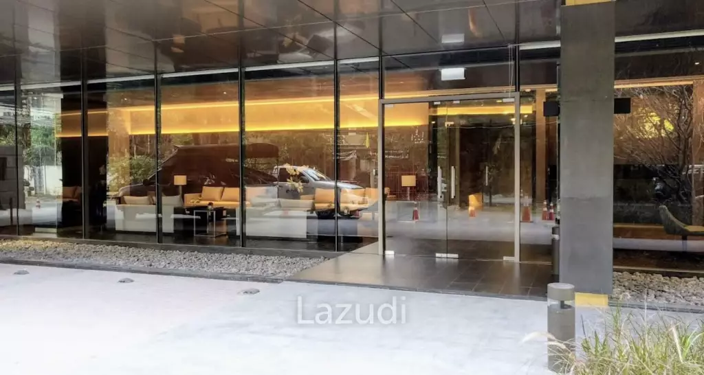207 sqm retail space at Piya Residence Khlong Toei Bangkok