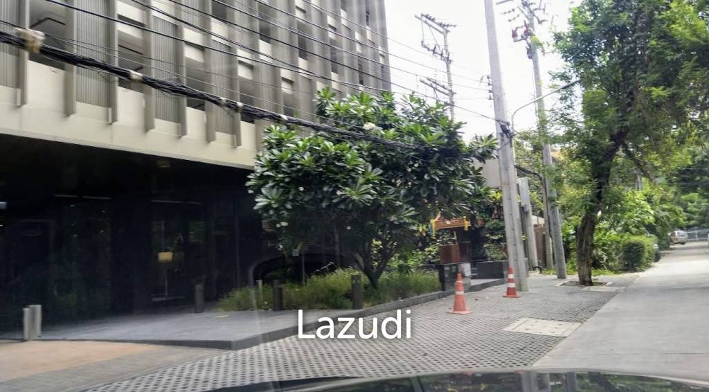 207 sqm retail space at Piya Residence Khlong Toei Bangkok