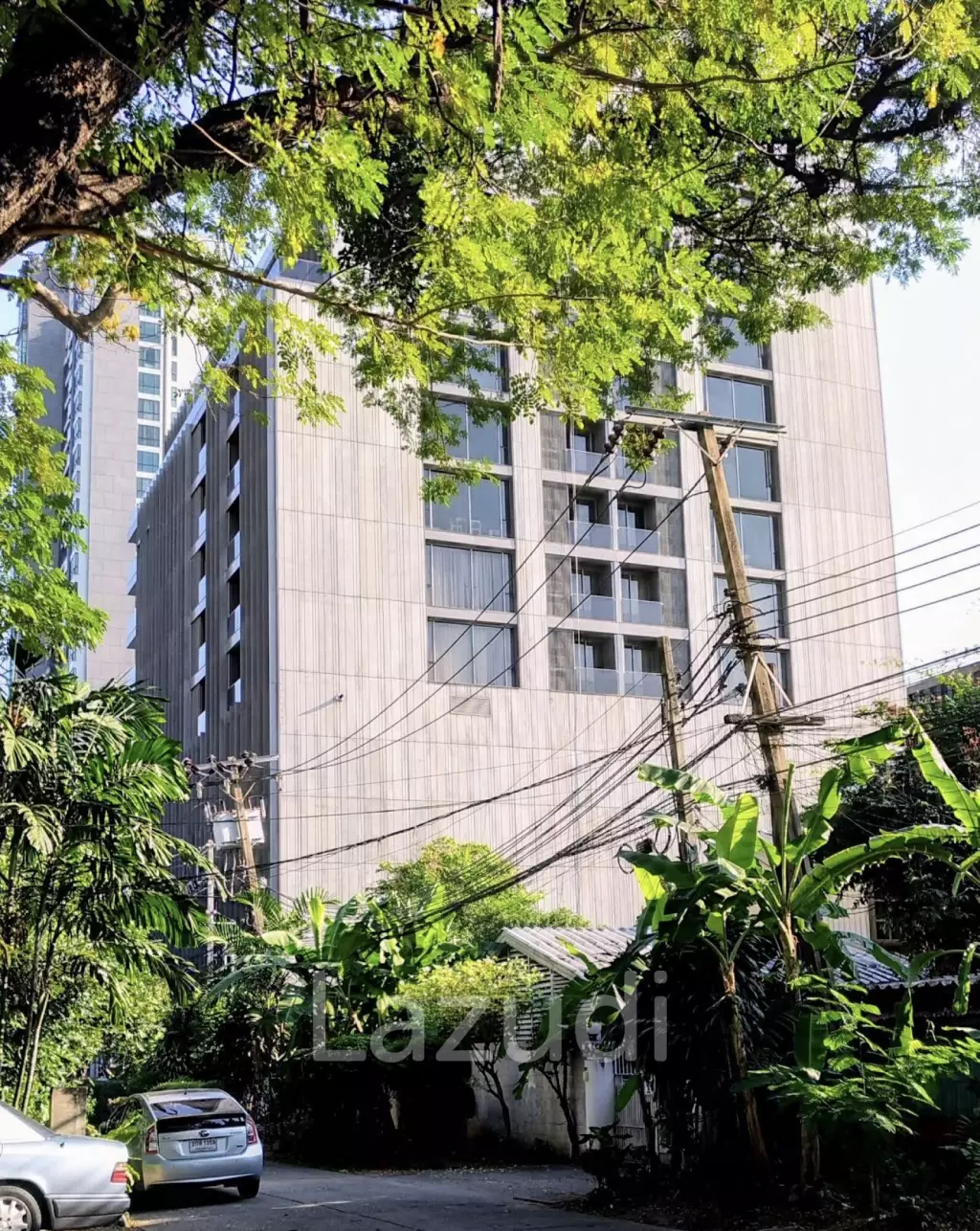 207 sqm retail space at Piya Residence Khlong Toei Bangkok