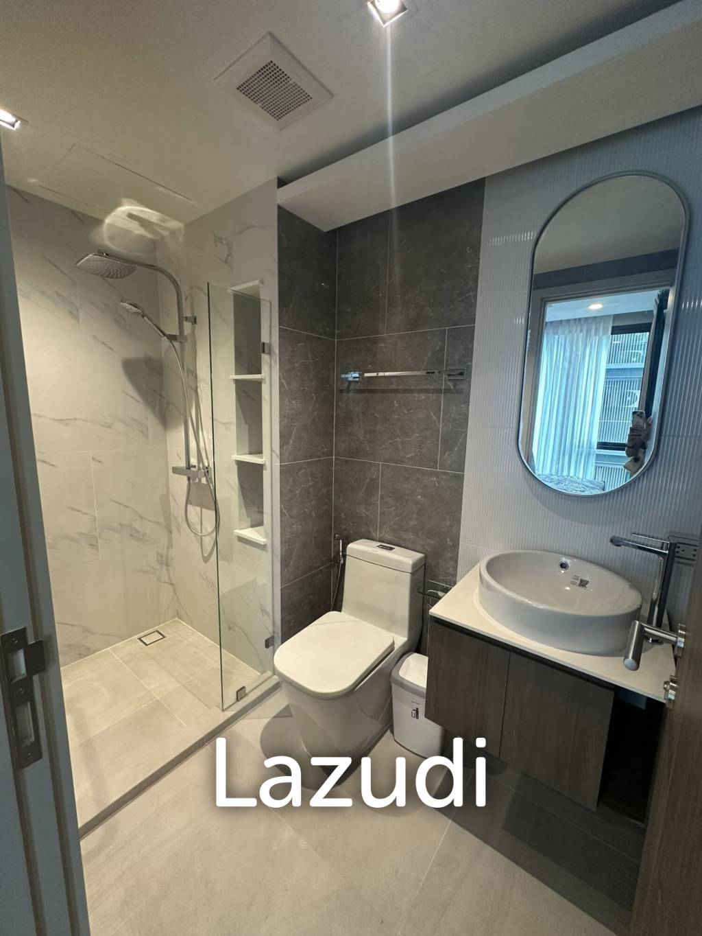 1 Bed 1 Bath 28 SQ.M LLOYD Soonvijai-Thonglor