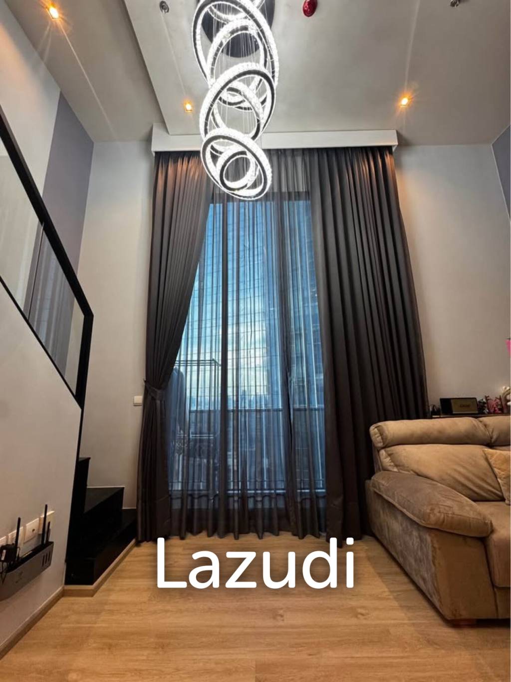 Modern 39 sqm Loft-Style 1 Bedroom Condo on 14th Floor in Phaya Thai Bangkok
