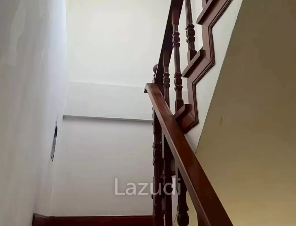 Cozy  3-Story Home for Rent at Corrib Village Pratumnak Hill