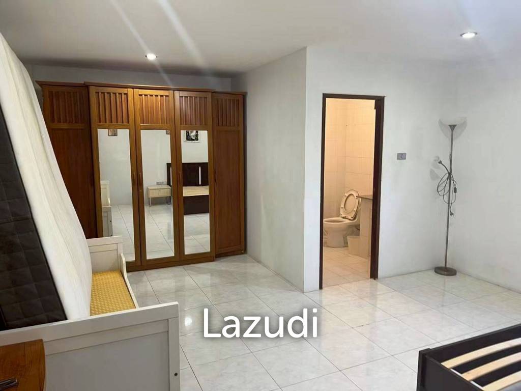 Cozy  3-Story Home for Rent at Corrib Village Pratumnak Hill
