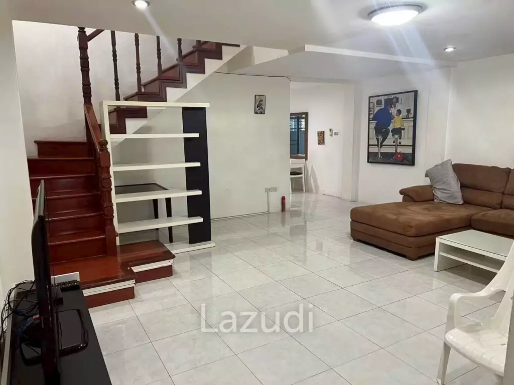 Cozy  3-Story Home for Rent at Corrib Village Pratumnak Hill