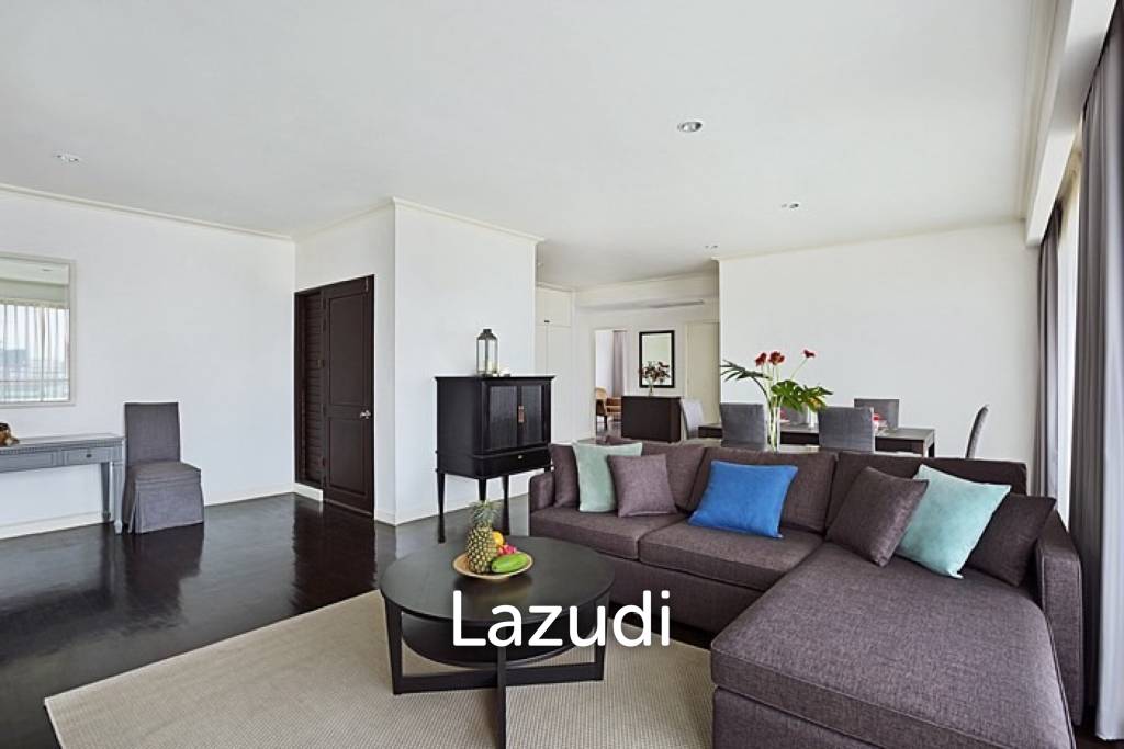4 bedroom 2 bathroom river view 137 sqm. At Baan Chaopraya for sale