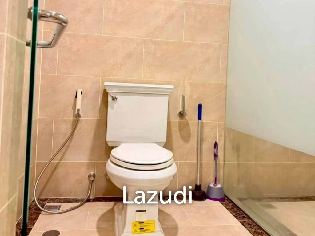 Luxurious Spanish-Style 2-Bedroom Condo for Rent at Espana