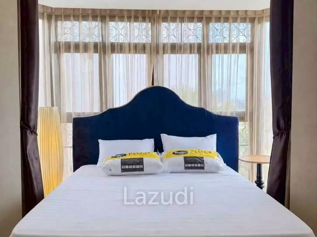 Luxurious Spanish-Style 2-Bedroom Condo for Rent at Espana