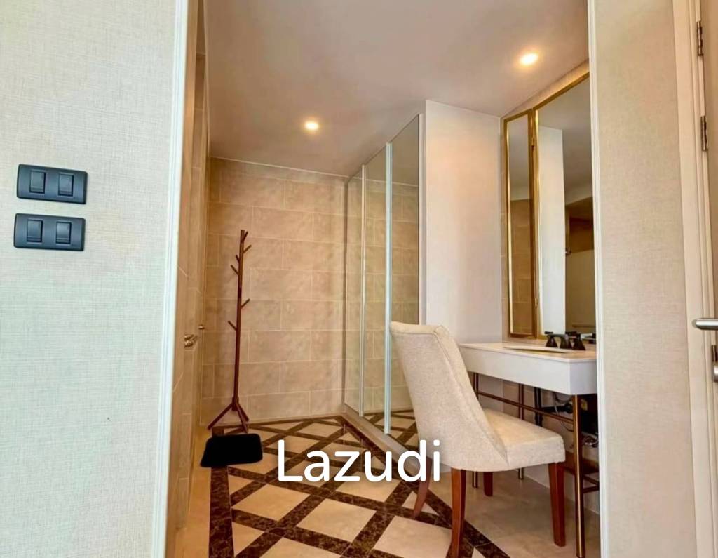 Luxurious Spanish-Style 2-Bedroom Condo for Rent at Espana