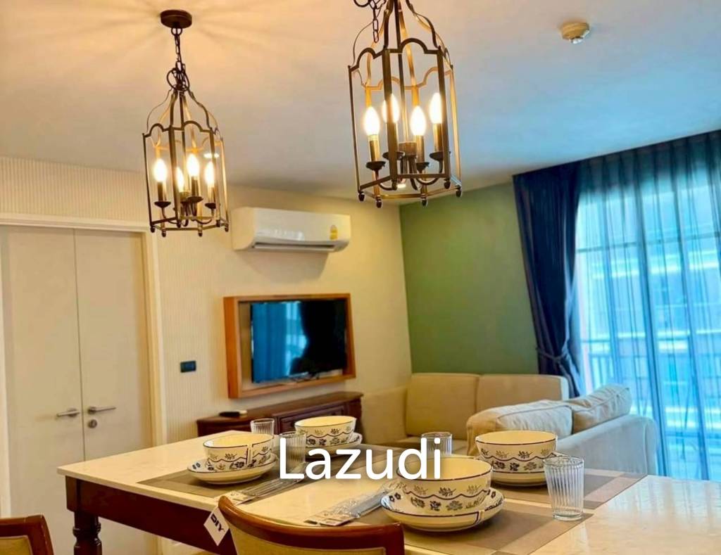 Luxurious Spanish-Style 2-Bedroom Condo for Rent at Espana