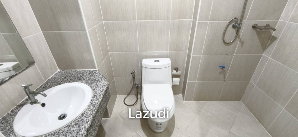 Spacious 51 sqm 1-Bedroom Condo for Rent at A.D. Bang Saray
