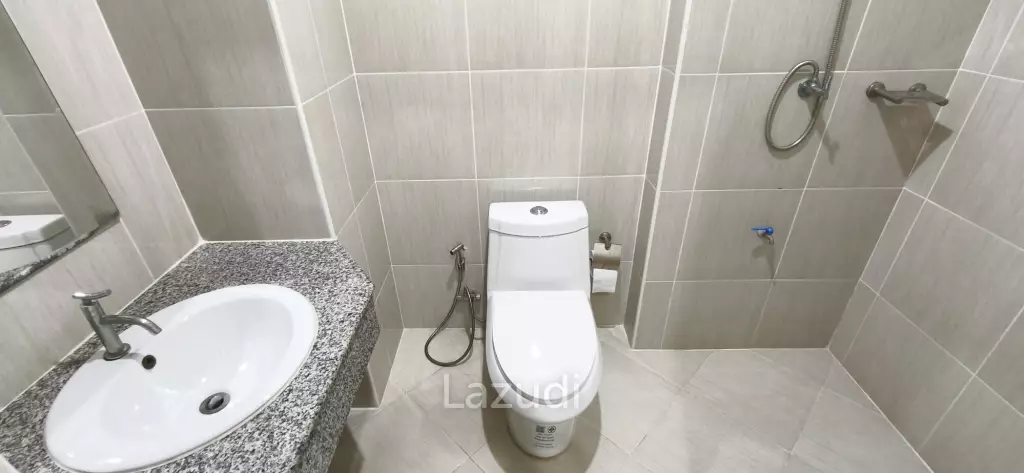 Spacious 51 sqm 1-Bedroom Condo for Rent at A.D. Bang Saray