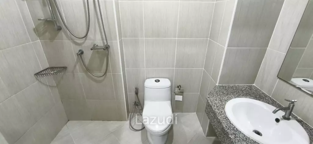 Spacious 51 sqm 1-Bedroom Condo for Rent at A.D. Bang Saray
