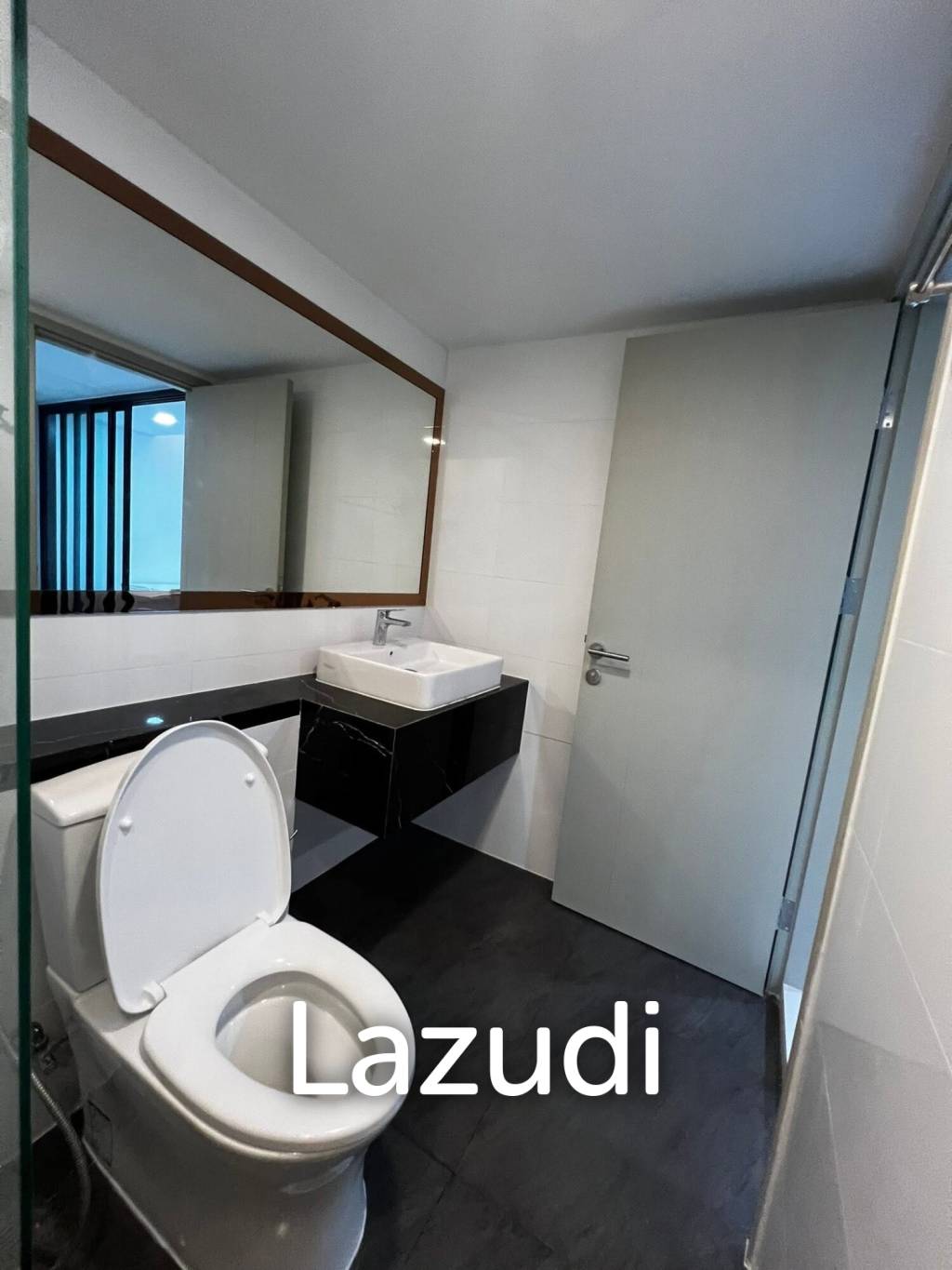 37 sqm loft 1 bedroom condo on 21st floor KnightsBridge Space Ratchayothin Chatuchak