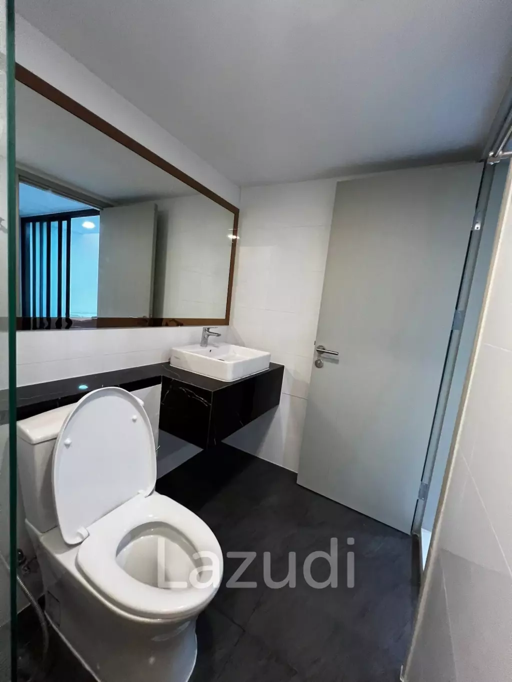 37 sqm loft 1 bedroom condo on 21st floor KnightsBridge Space Ratchayothin Chatuchak