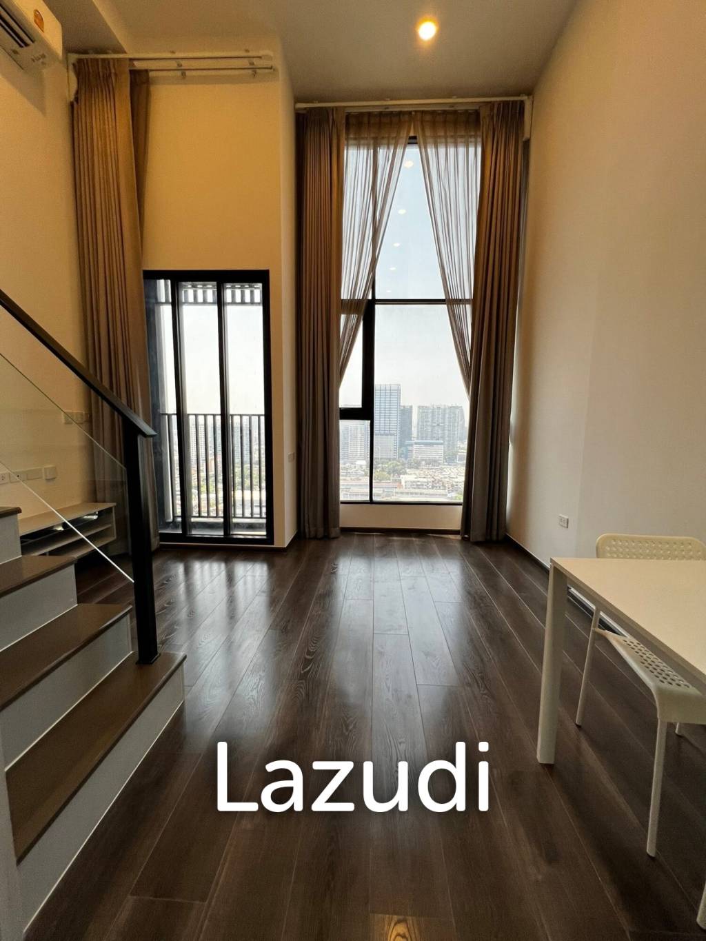 37 sqm loft 1 bedroom condo on 21st floor KnightsBridge Space Ratchayothin Chatuchak