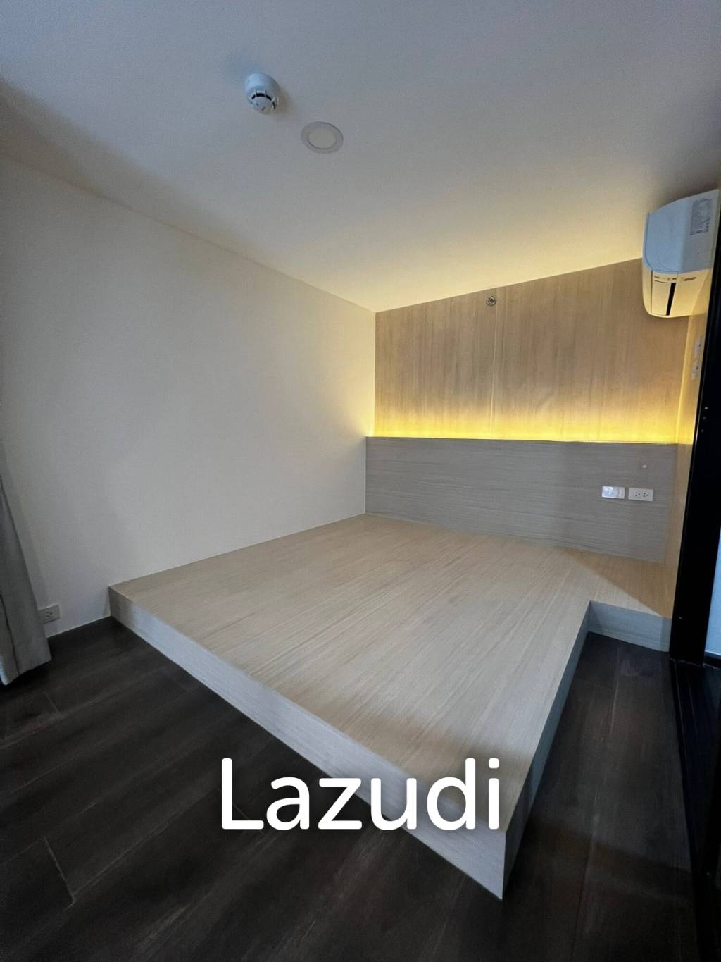 37 sqm loft 1 bedroom condo on 21st floor KnightsBridge Space Ratchayothin Chatuchak