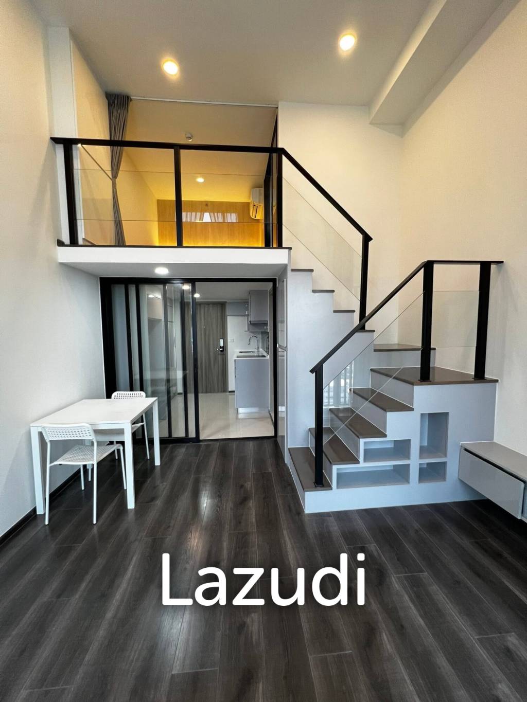 37 sqm loft 1 bedroom condo on 21st floor KnightsBridge Space Ratchayothin Chatuchak