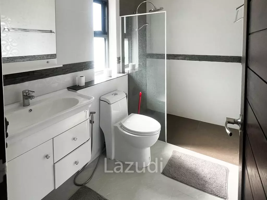 240 sqm modern pool villa in Hin Lek Fai Hua Hin