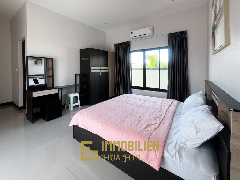 240 sqm modern pool villa in Hin Lek Fai Hua Hin