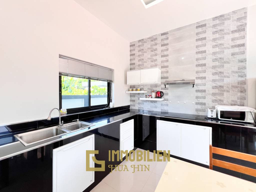 privater Pool / 3 Schlafzimmer / 472 qm Grundstück