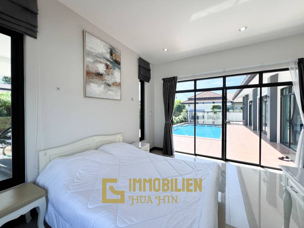 privater Pool / 3 Schlafzimmer / 472 qm Grundstück