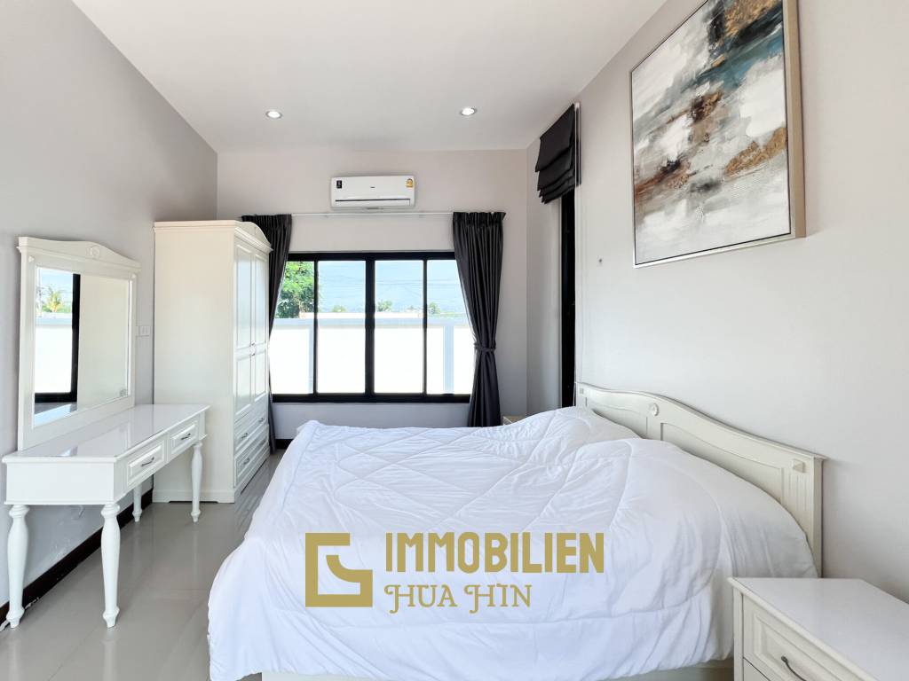 privater Pool / 3 Schlafzimmer / 472 qm Grundstück