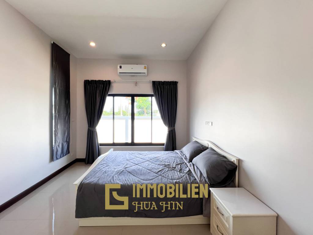 privater Pool / 3 Schlafzimmer / 472 qm Grundstück