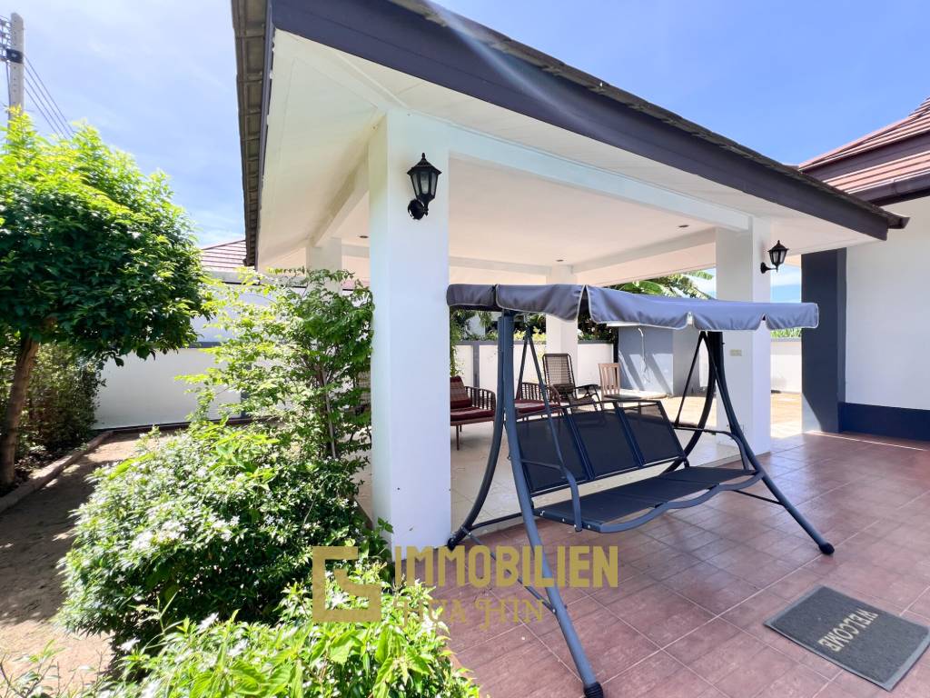 privater Pool / 3 Schlafzimmer / 472 qm Grundstück
