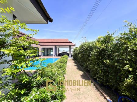privater Pool / 3 Schlafzimmer / 472 qm Grundstück