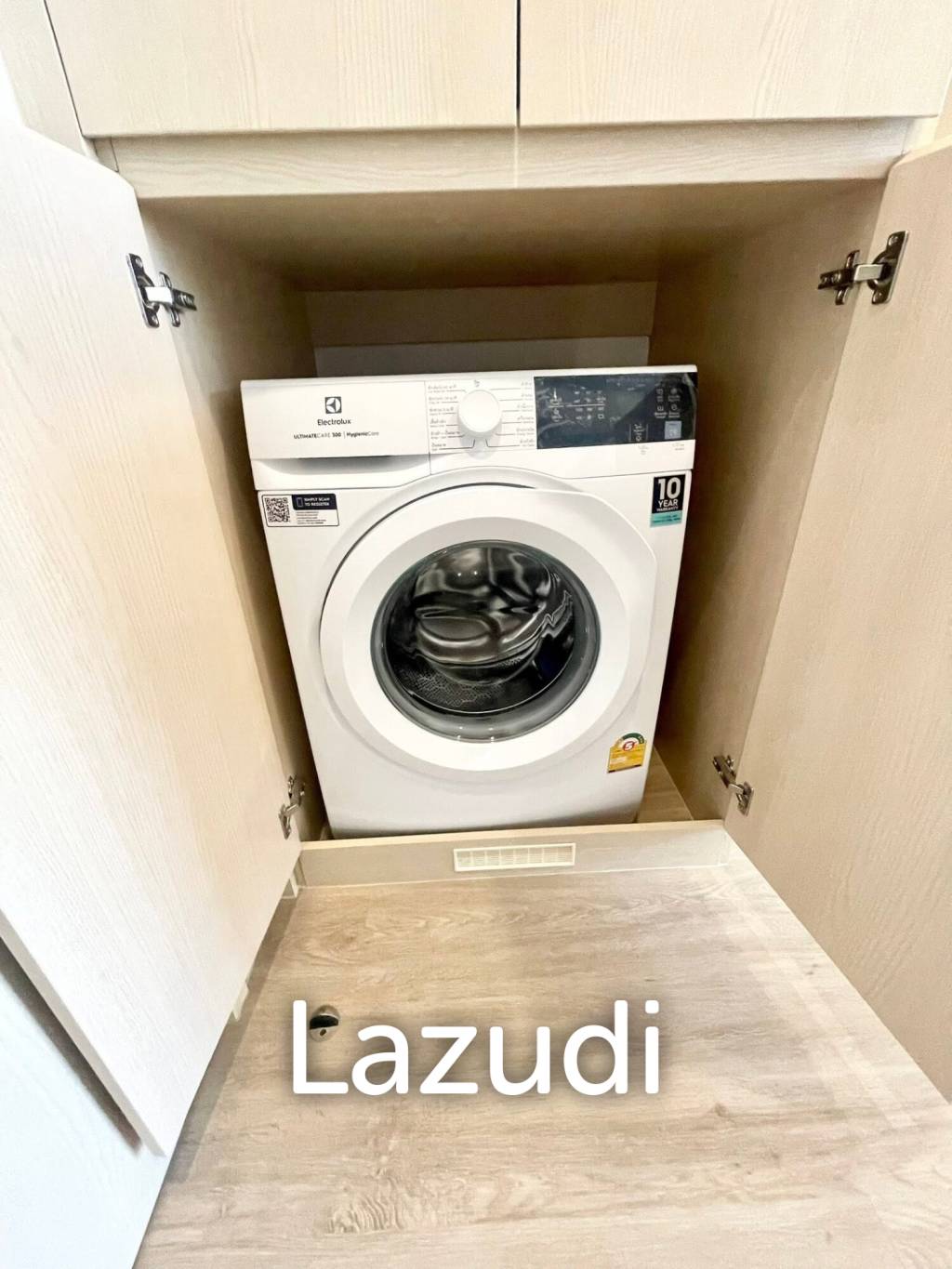 35 sqm 1 Bedroom Condo on 12A Floor at NOBLE STATE 39 Bangkok