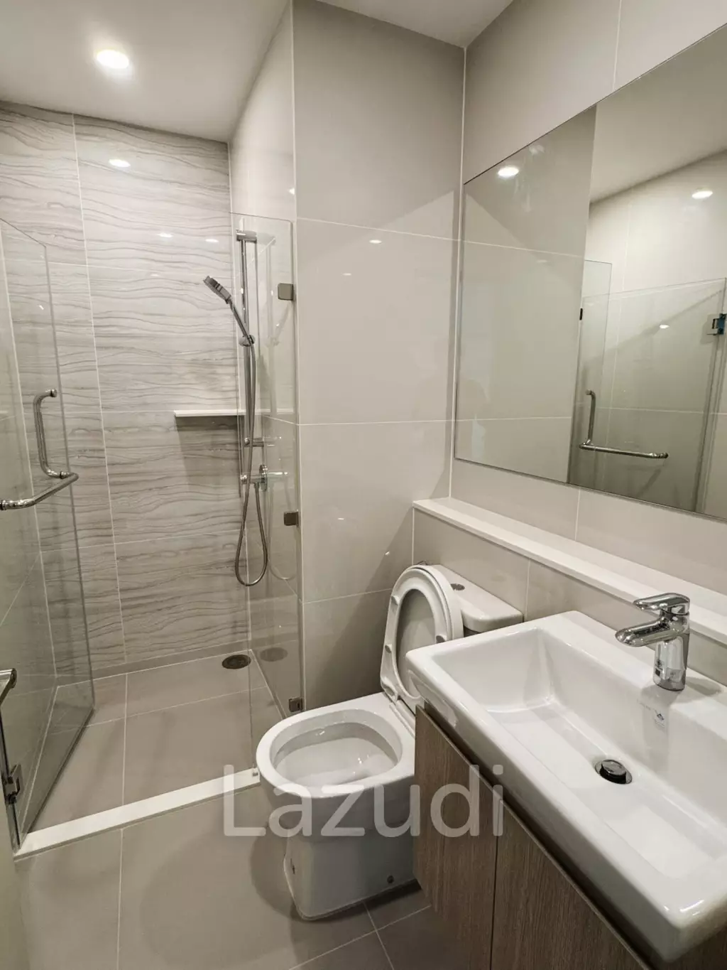 33sqm 1 Bedroom Condo on 18th Floor at Life Rama 4 - Asoke Khlong Toei