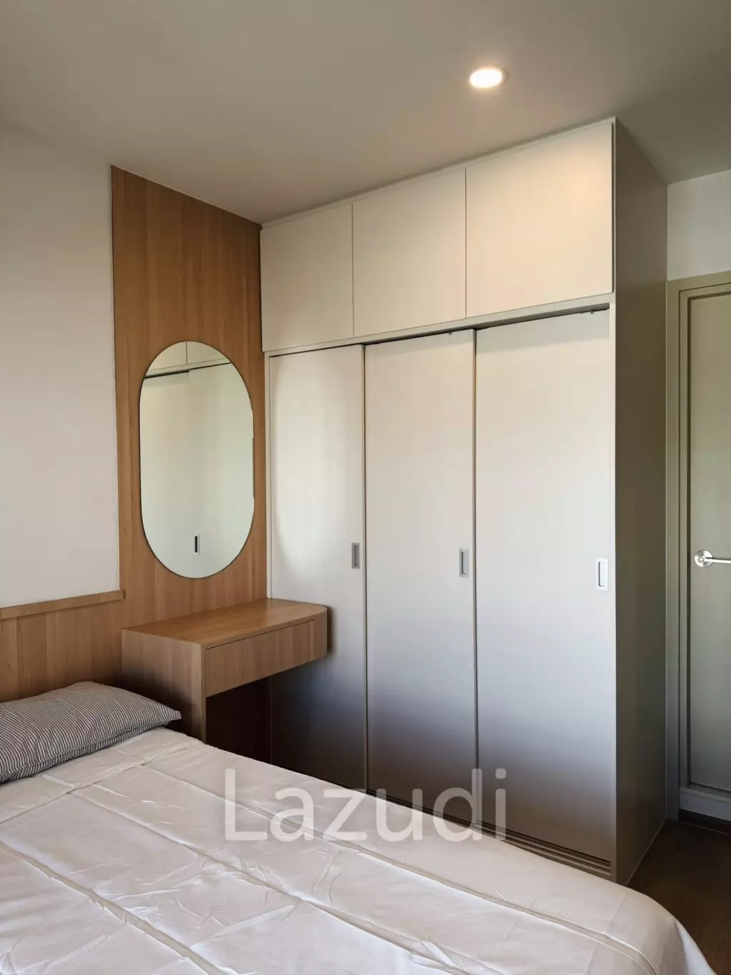 33sqm 1 Bedroom Condo on 18th Floor at Life Rama 4 - Asoke Khlong Toei