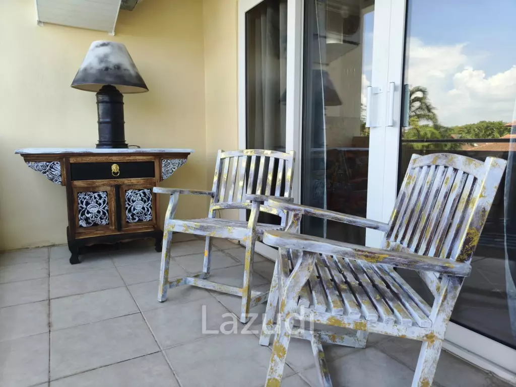 Spacious 1-Bedroom Luxury Condo at View Talay Residence 1