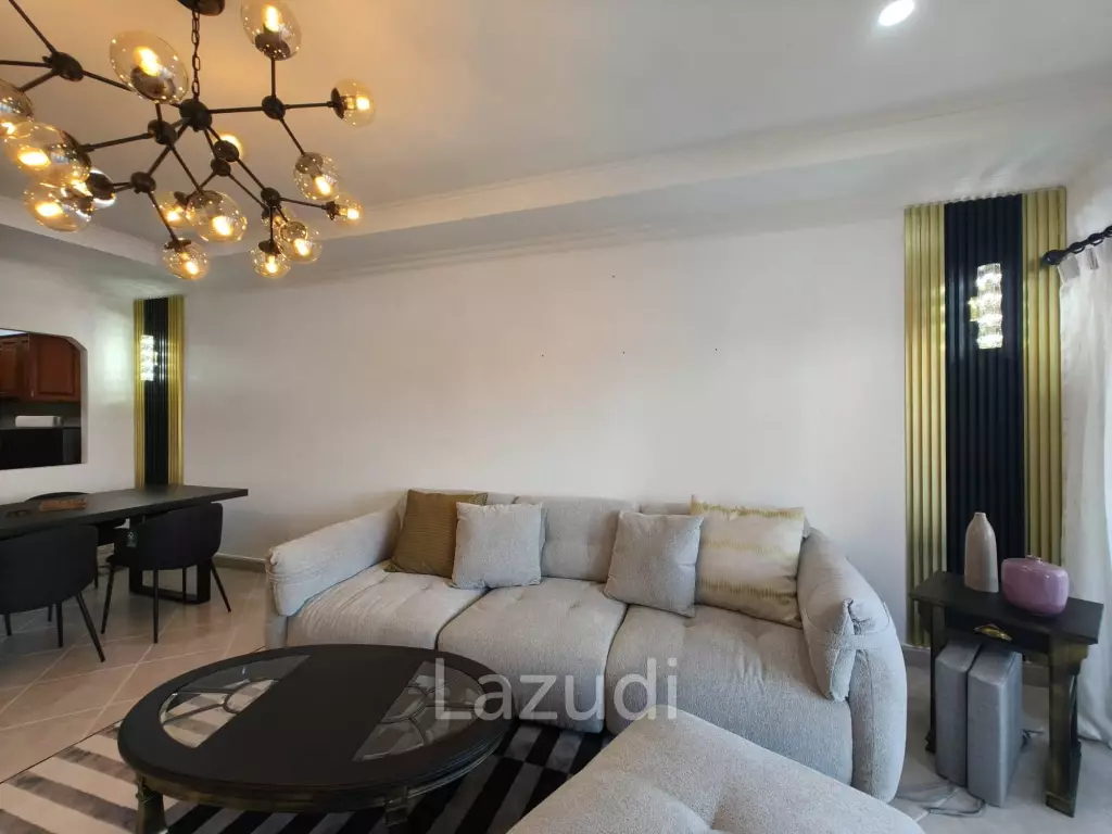 Spacious 1-Bedroom Luxury Condo at View Talay Residence 1