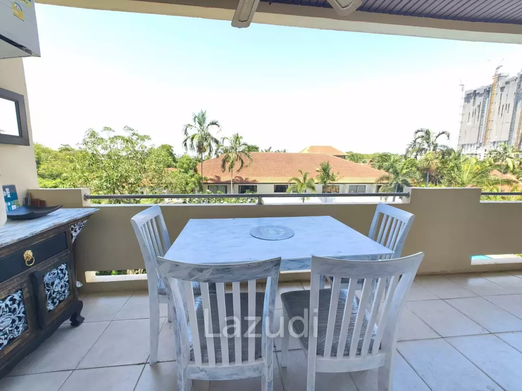 Spacious 1-Bedroom Luxury Condo at View Talay Residence 1