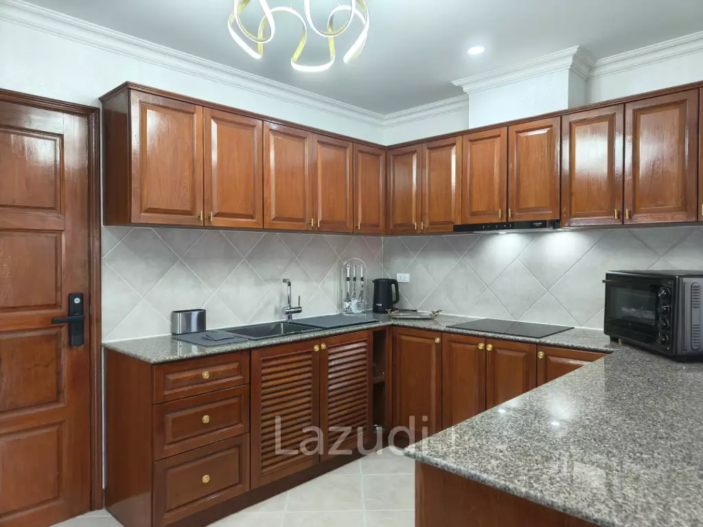 คอนโดหรู 1 ห้องนอน ขนาดกว้างขวาง ที่ วิวทะเล เรสซิเด้นซ์ 1
