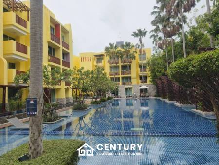 Beachfront Mykonos Condo | Market Village Mall Nearby