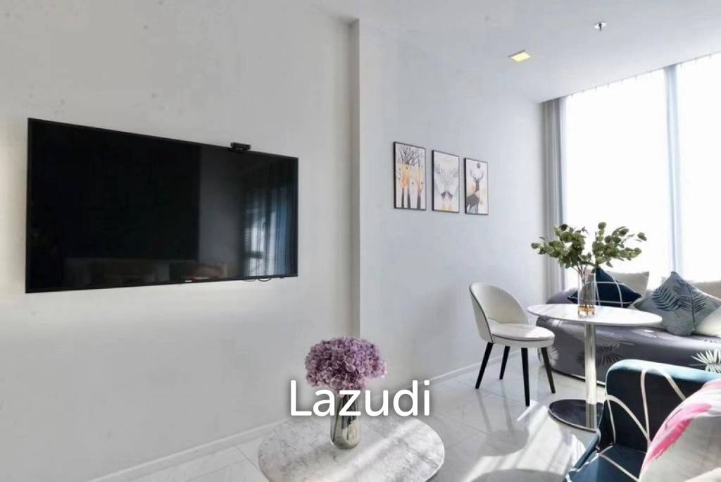34.5 sqm condo Hyde Sukhumvit 11 on 10th floor in Khlong Toei Nuea Bangkok