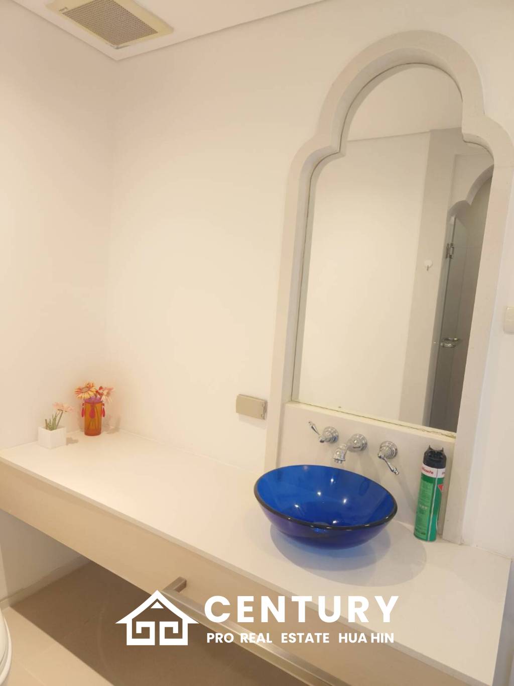 Beachfront Condo at Marrakesh | Near Bluport Mall