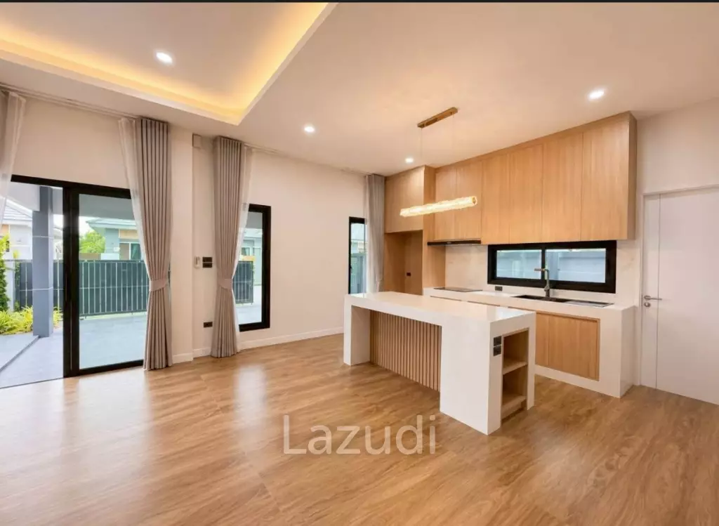 Luxury 3-Bedroom Private Pool Villa for Sale in East Pattaya