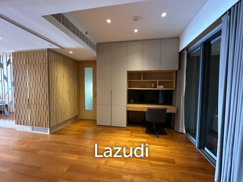 159 sqm condo at The Pano Bang Phongphang Yannawa Bangkok