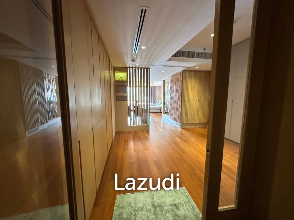 159 sqm condo at The Pano Bang Phongphang Yannawa Bangkok