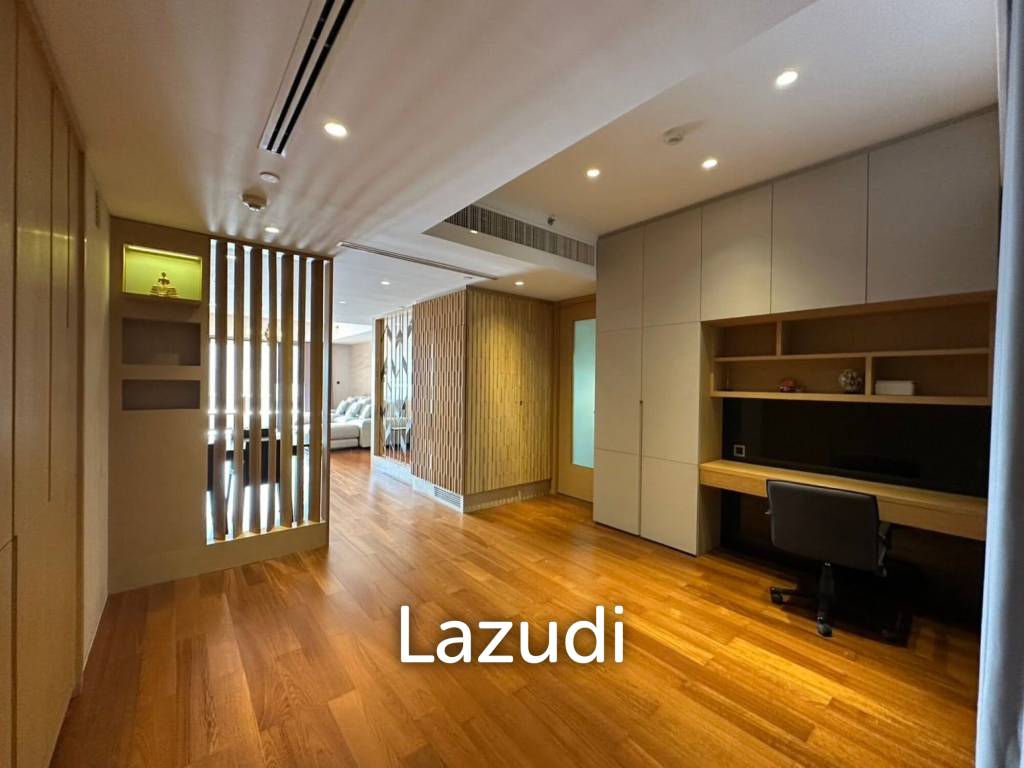 159 sqm condo at The Pano Bang Phongphang Yannawa Bangkok