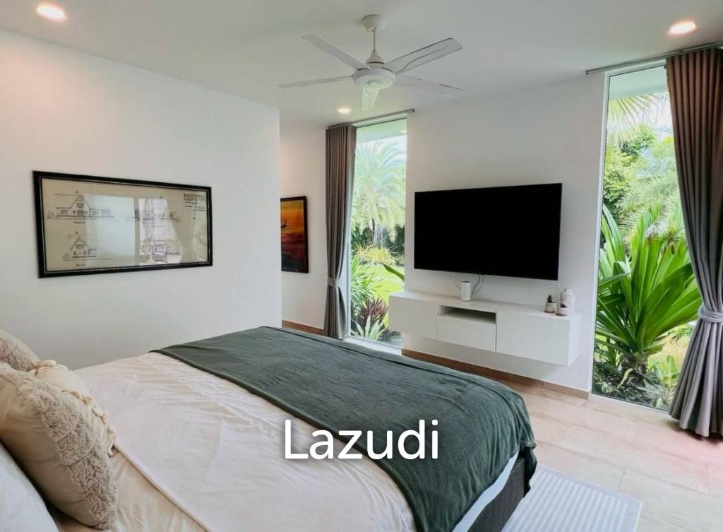 Luxurious 3-Bedroom Private Pool Villa for Sale in Huay Yai