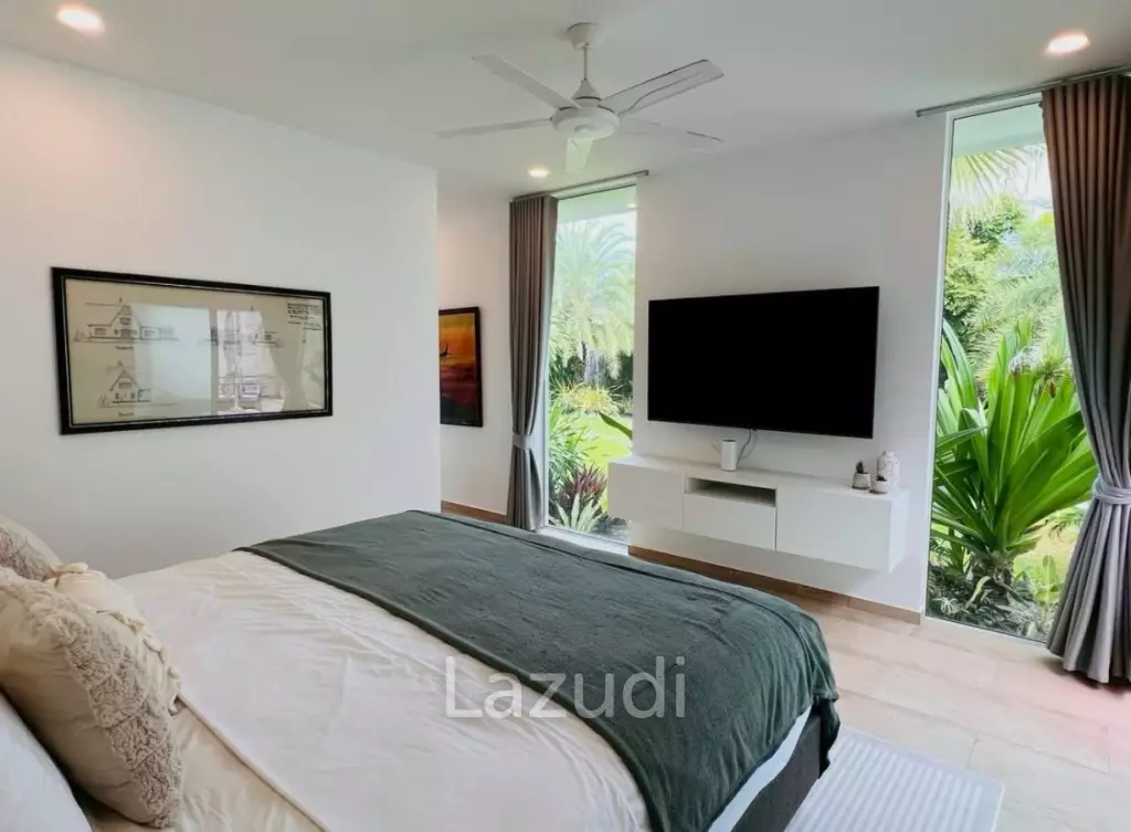 Luxurious 3-Bedroom Private Pool Villa for Sale in Huay Yai