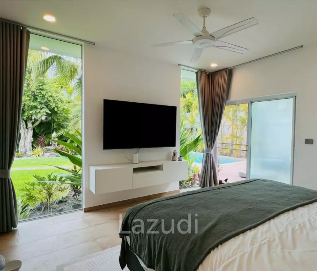 Luxurious 3-Bedroom Private Pool Villa for Sale in Huay Yai