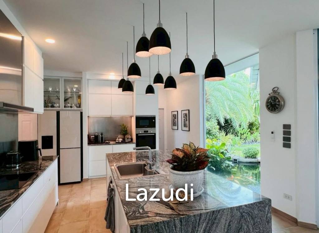 Luxurious 3-Bedroom Private Pool Villa for Sale in Huay Yai