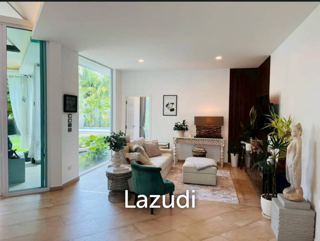 Luxurious 3-Bedroom Private Pool Villa for Sale in Huay Yai