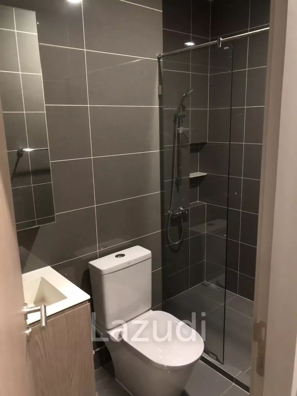 2 Bed 2 Bath 55 SQ.M M Jatujak