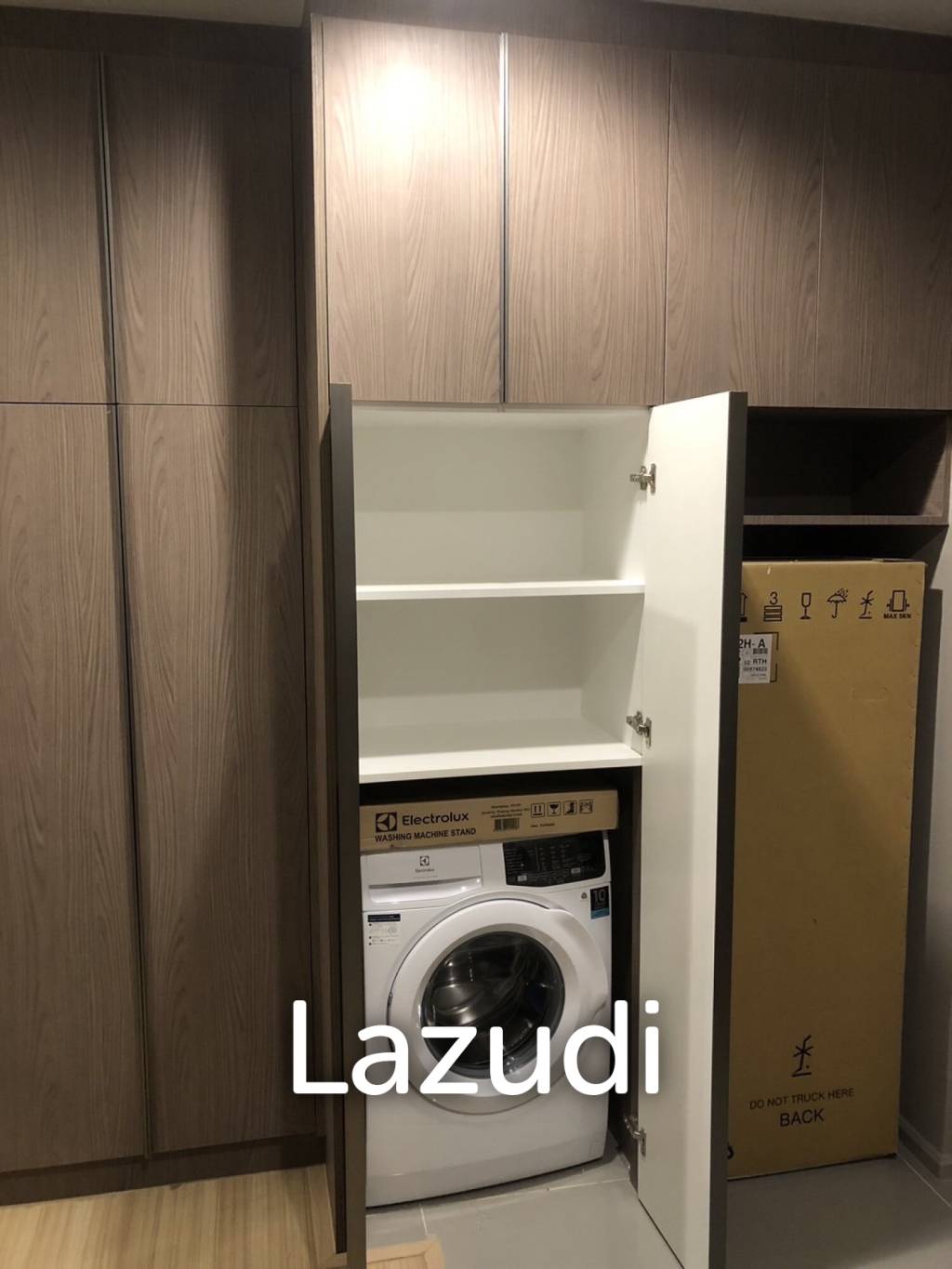 2 Bed 2 Bath 55 SQ.M M Jatujak